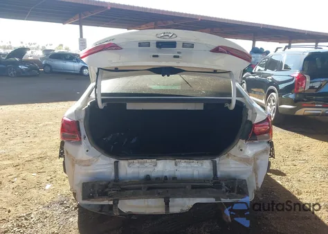 2018 Hyundai Accent Se z USA, uszkodzony, nr VIN 3KPC24A34JE015228